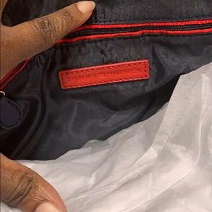 Tommy Hilfiger Bags - Tommy Hilfiger Messenger/Crossbody Bag Tommy Hilfiger Bags - Tommy Hilfiger Messenger/Crossbody Bag
